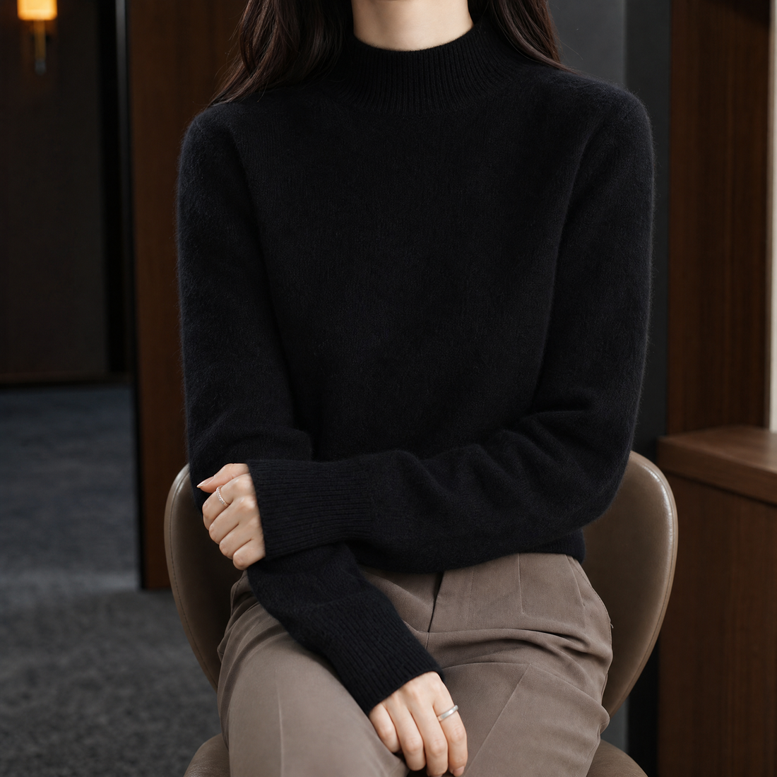 Lucinda-Mae Cashmere Turtleneck - Black
