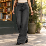 Sarah-Marie Wide Leg Jeans - Black