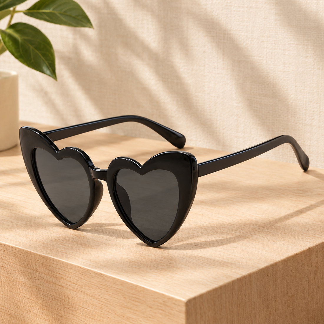 Ardith Heart Sunglasses - Black